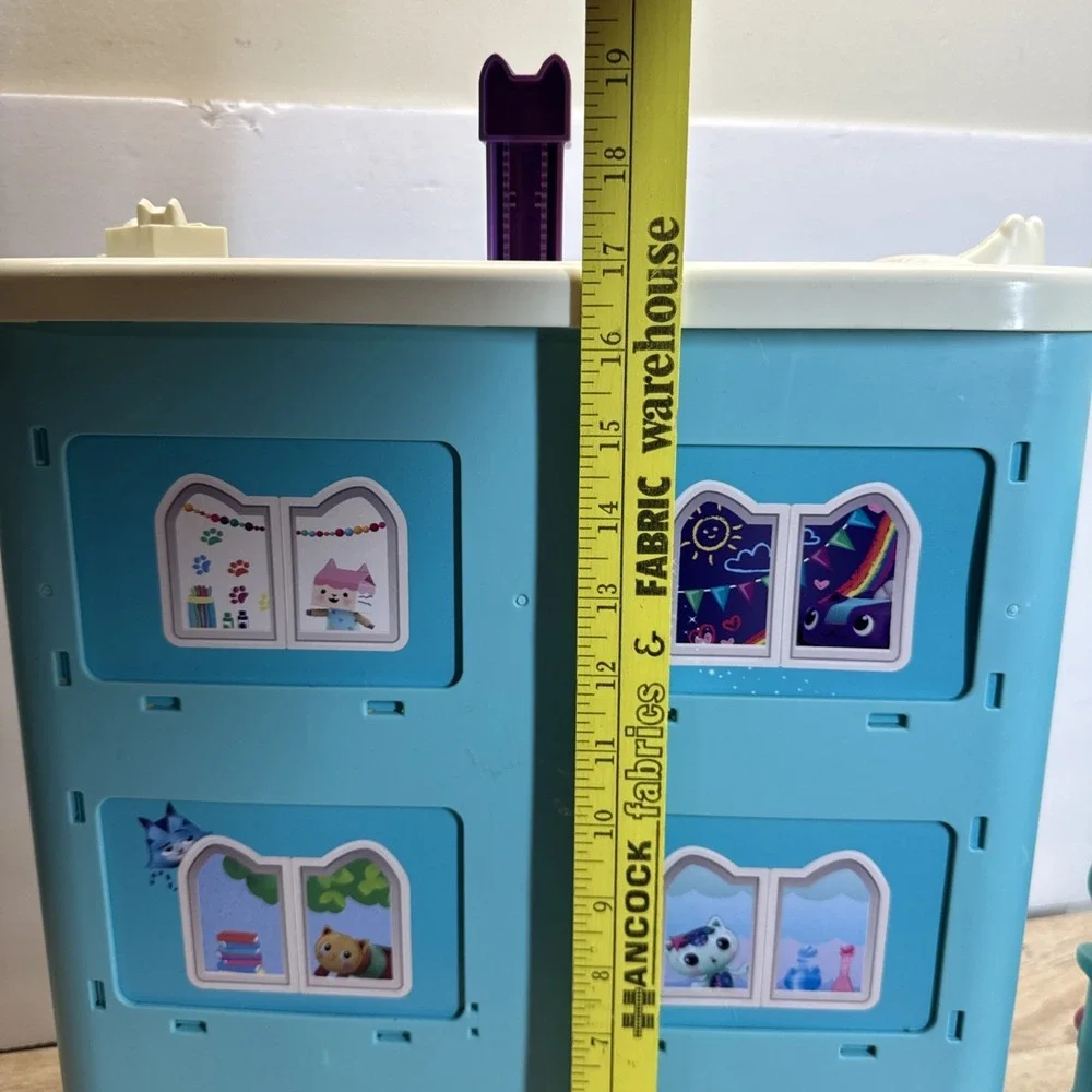 Gabby's Dollhouse Purrfect Dollhouse Cat Themed Playset Spin Master